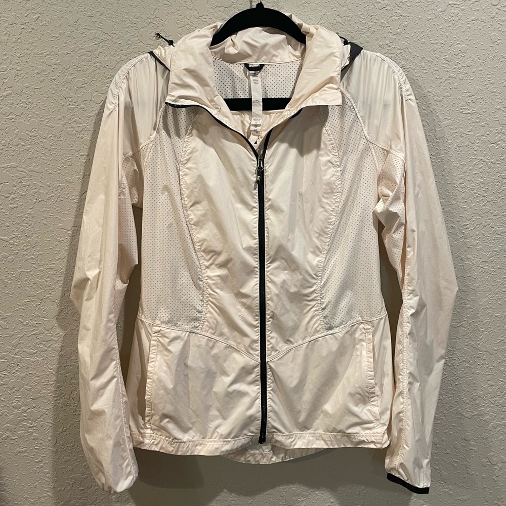 Lululemon “Backpack it” Packable Jacket